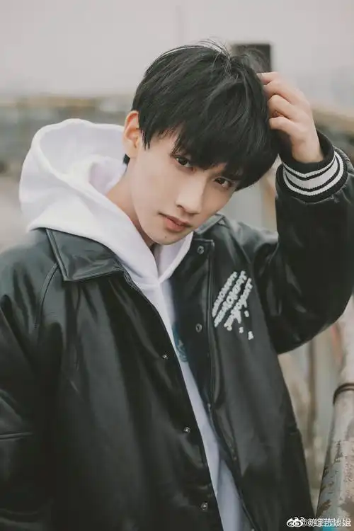 破大防了时代少年团祝陈泗旭生日快乐