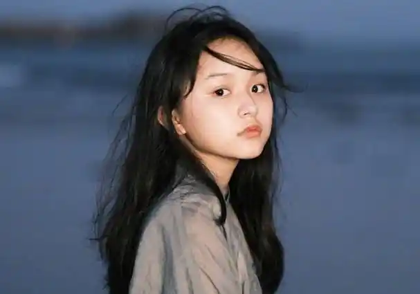 不知道长大后的刘楚恬还会不会继续坚持拍戏,相信只要坚持,凭