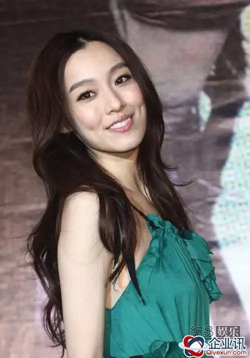 求范玮琪高清漂亮的照片