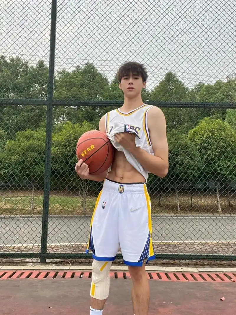 腹肌小奶狗#健身