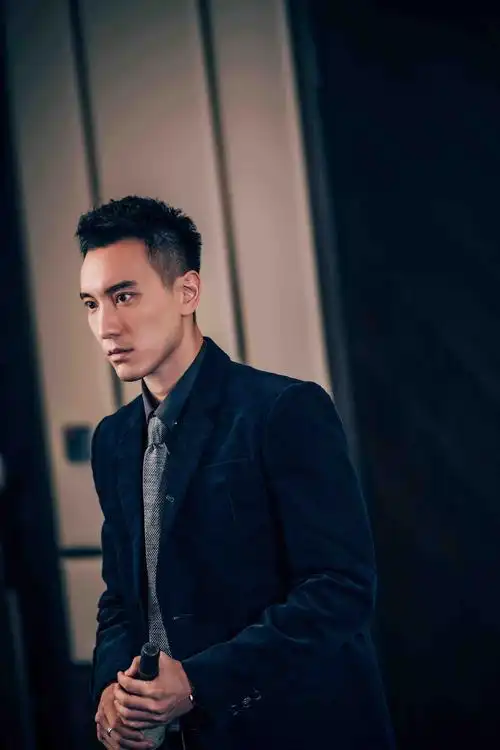 《蚀日风暴》持续热播 王阳明彻底黑化演技炸裂