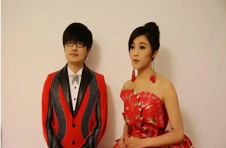 离婚4年再看玖月奇迹王小玮王小海的境遇夫妻差距一目了然