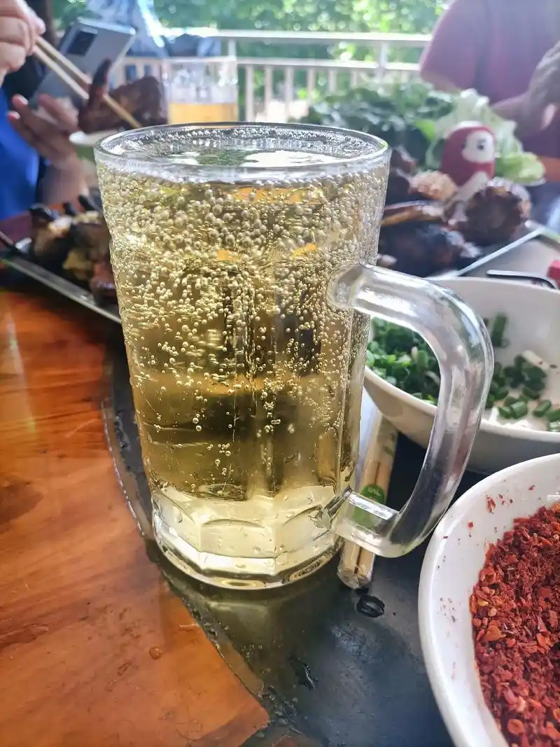 戒酒的第四天 没事翻一下喝酒的照片 想想这些年来我喝了一套豪 - 抖