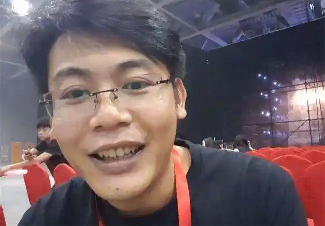 大难之后必有后福lol小智遇车祸还好人没事复播暗示碧哥回归