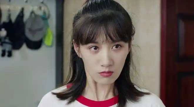 青春斗丁兰不能去留学竟是她自身原因丁母的话暴露她的缺陷