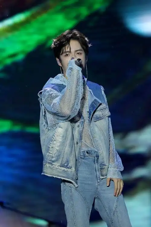 #张颜齐音乐节舞台#