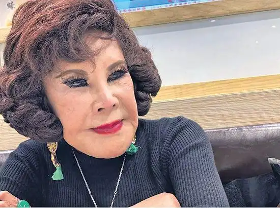 与黎明16岁女新人零代沟 黄夏蕙亲授情场秘籍-经济通手机版