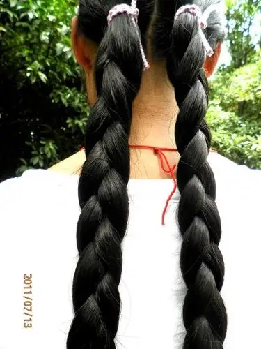 又粗又长的青春大辫子.