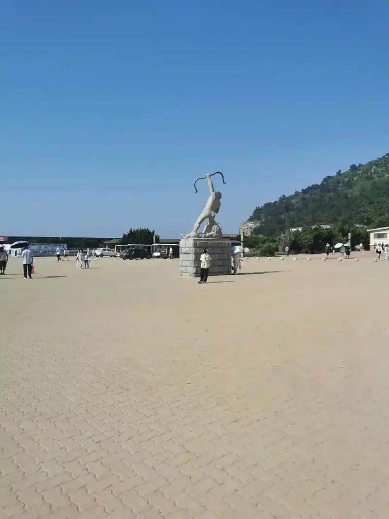 在客栈休息到二点半我们就出发去月牙湾了 这会太阳 - 抖音