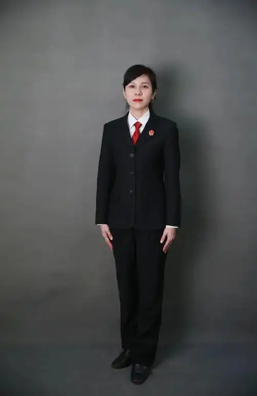 法院人人民法院制服穿搭指南了