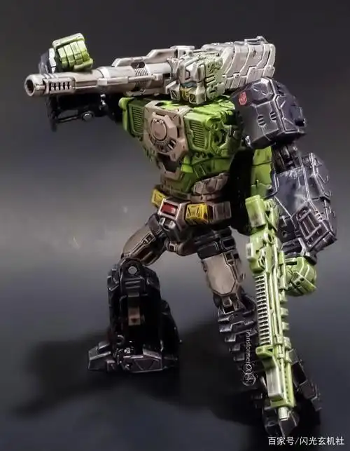 变形金刚动漫人物:重涂博派汽车人头领战士-装甲老顽固费特