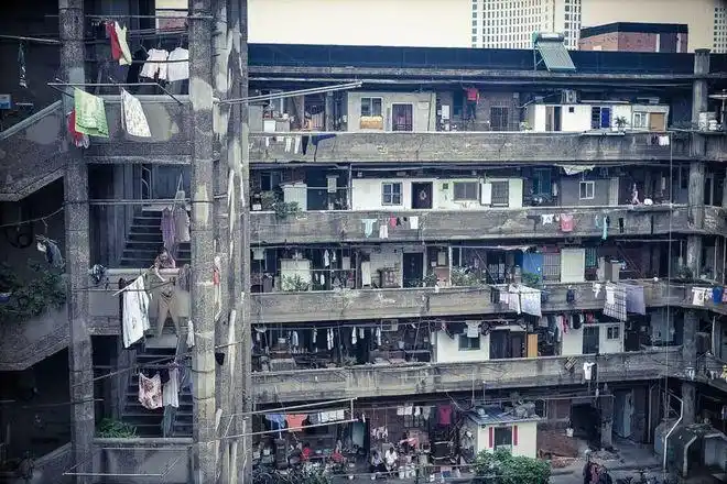 楼市六点半70年住房变迁史爸妈那个年代的房子是啥样的