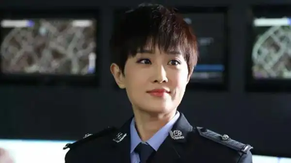 潘粤明疑似恋情曝光,女友是白夜追凶里的她?