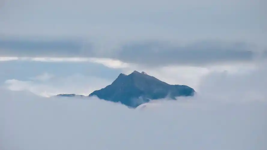 唯美天空云海高清桌面壁纸