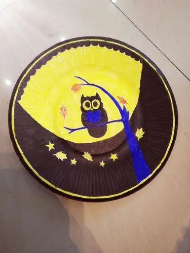 北关小学2018年庆六一艺术节之盘子画一五班作品留念