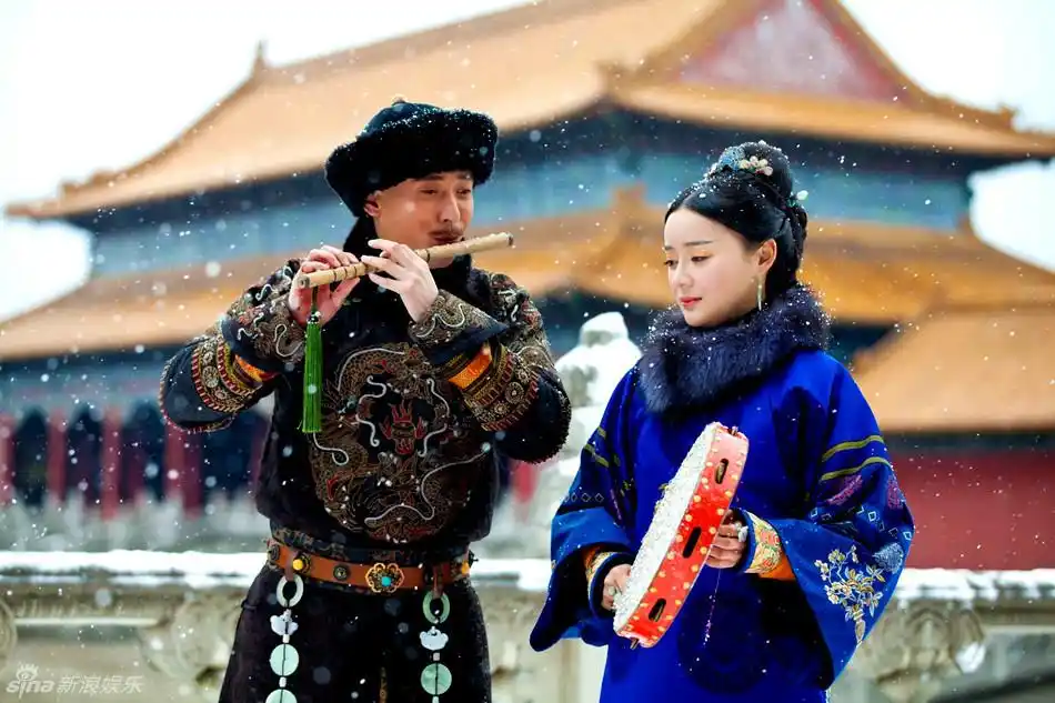 组图:韩栋《美人无泪》与袁姗姗雪中起舞_高清图集_新浪网