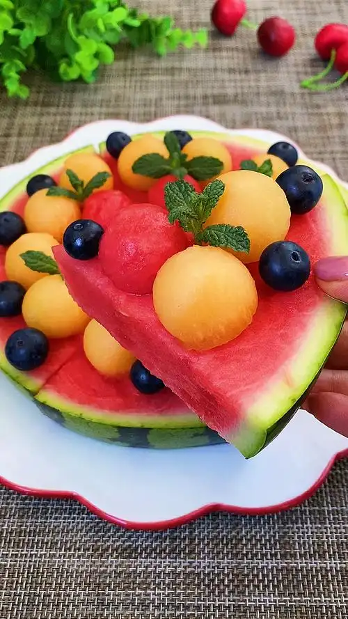 你好,夏天#水果拼盘这样做,家里来客很有面子