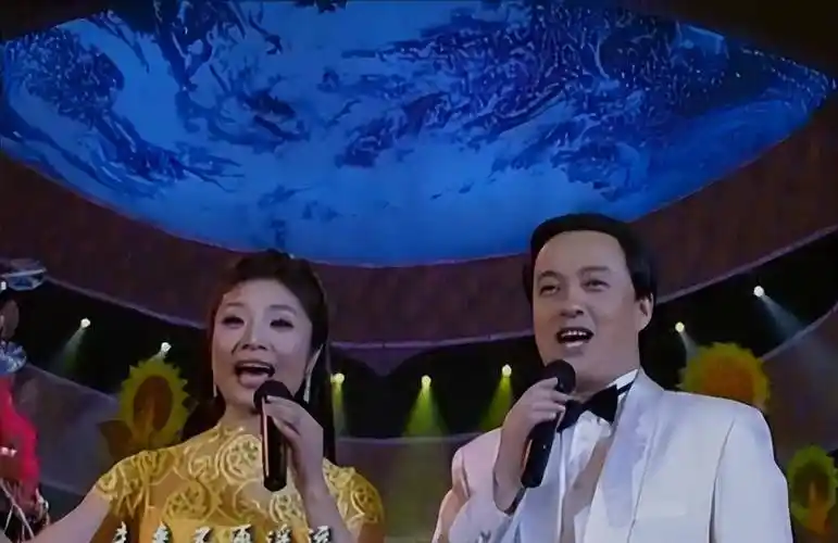 4)吕继宏的21次春晚之旅_歌曲_李丹阳_张烨