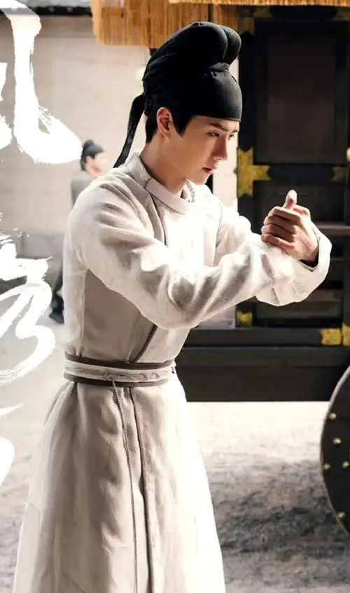 貌美郎君小百里999999@uniq-王一博#王一博的考古日常