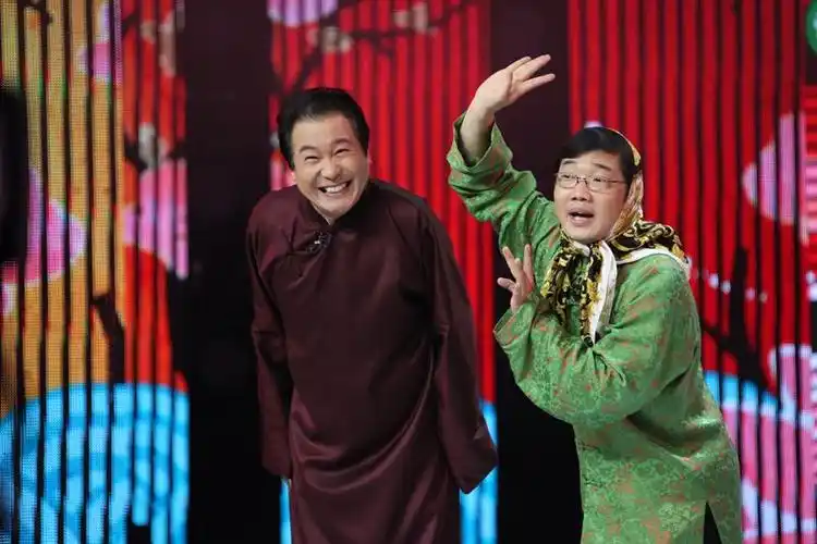 (  /30) 转发到微博 大兵,赵卫国表演双簧《六国封相》