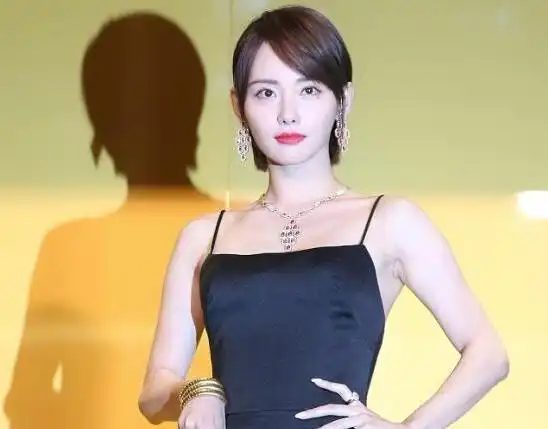 张嘉倪真实身高是多少?张嘉倪个人资料简介