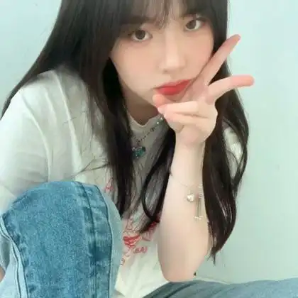 阳光头像女活力