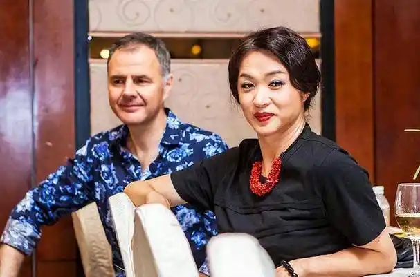 金星为了延长寿命,停止服用药物,如今男性的特征越来越明显_支持_身体