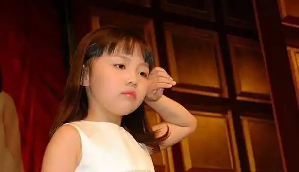 听到这个消息的时候,杨沛宜开心坏了.