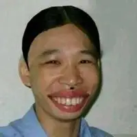 超级中分丑男头像搞笑 中分发型丑男表情图【点击鼠标右键下载】