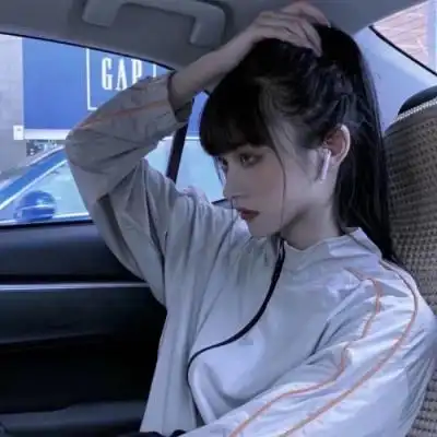 高清好看的女生超酷高冷照片头像精选