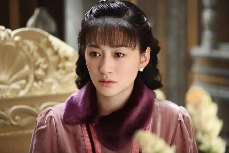 喜欢李小冉的粉丝们知道这些剧照都什么剧中的吗?