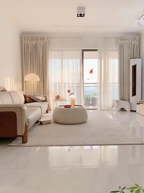 简约没有吊顶的家