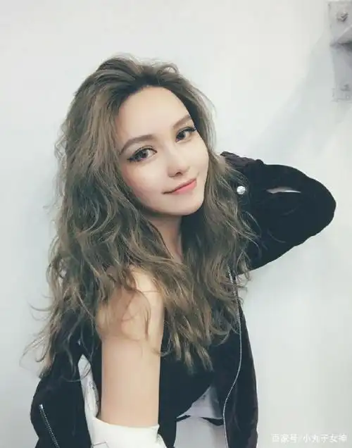 周扬青长得漂亮,身材又棒,与罗志祥九年情意一场空