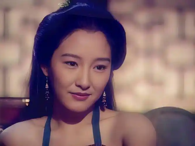 她是天龙第一荡妇 ,比李秋水还糜烂放荡,就连乔峰也怦然心动_马夫人