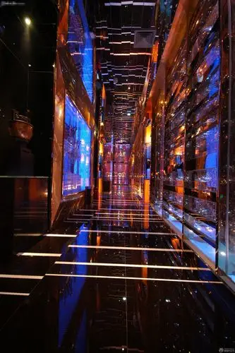 量贩ktv走廊艺术玻璃背景墙装修效果图片