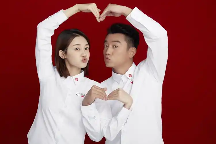 苗苗自曝情史又担心郑恺生气,陈乔恩:孩子都生两个了,生什么气,谁没有