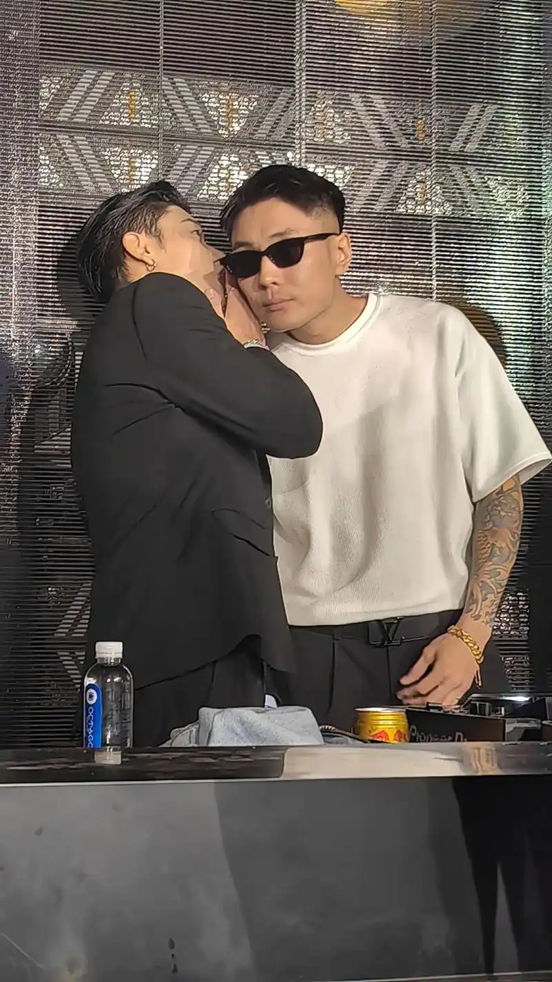 图文种草机 #dj陈世镇 #三五 #工作花絮 - 抖音