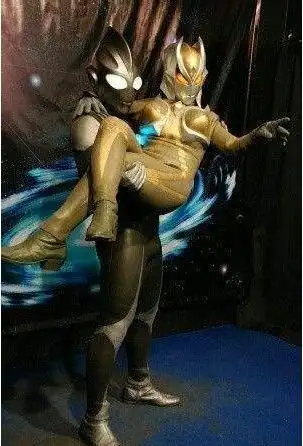 黑迪卡密拉奥特曼