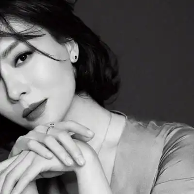 优雅知性美女明星陈数头像图片