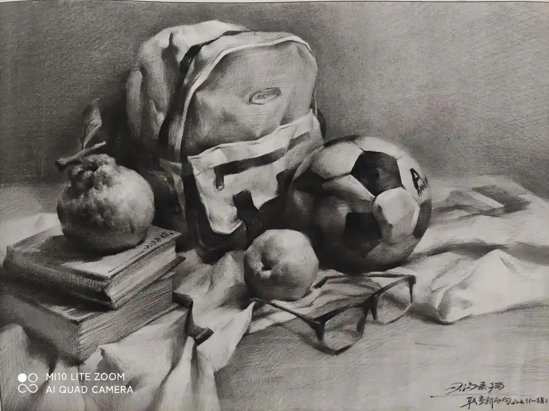 静物组合|青春是一本太仓促的书.#美术生 #画画 #素描 - 抖音