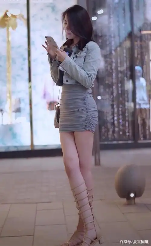 街拍美女:发现最美的时尚