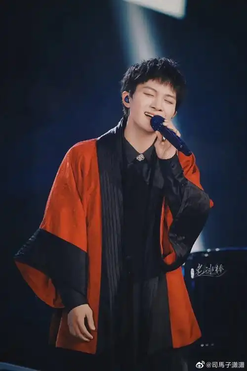 最喜欢周深的哪首歌贝加尔湖畔还是苗族大歌