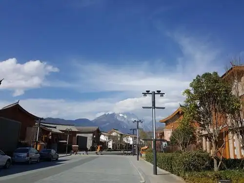 丽江雪山小镇