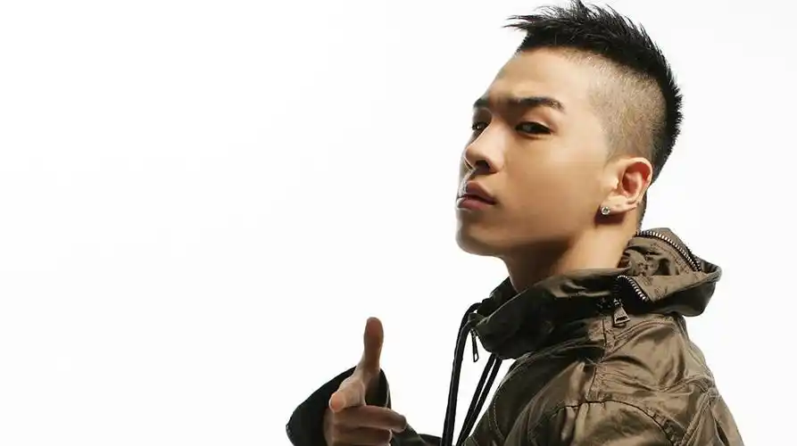 环境卫士小飞熊的相册-歌手东永裴(韩国)