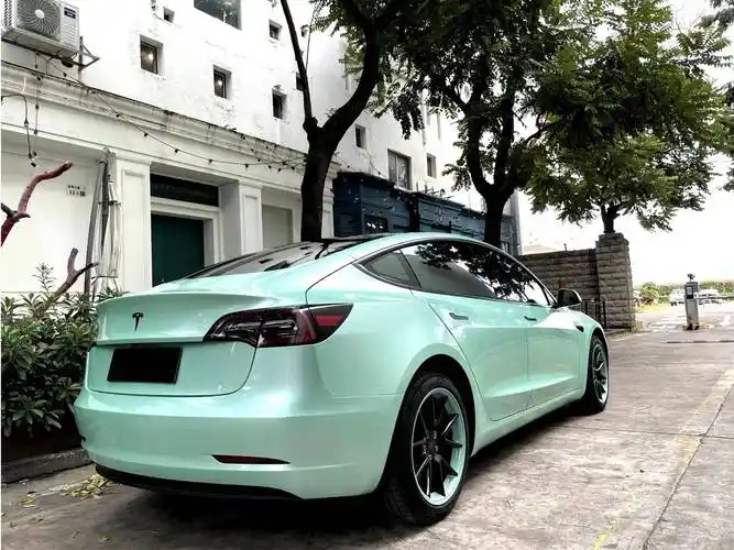 特斯拉真的什么颜色都能轻松驾驭啊特斯拉改色膜车衣车膜颜色