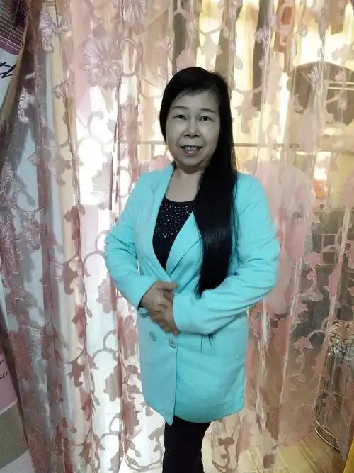 64岁离异女征婚照片(id:1592504)_湖南湘潭征婚交友_我主良缘网