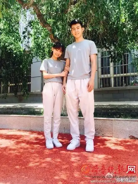 那个人会对你好,脾气刚好互补,有着男女最适合身高差,会吵架会斗嘴却