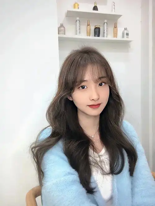 韩式发型雾茶棕色