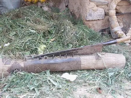 图文:音乐之声河北爱心之行--铡断小朋友手指的铡刀