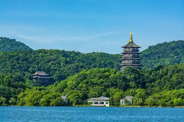 白居易西湖游记诗句(白居易的西湖美景诗)(2)